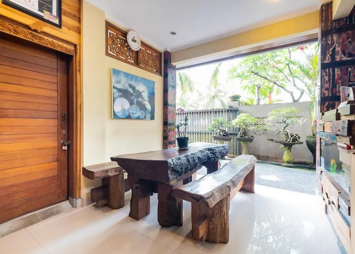 The Point Surfcamp Bali 3* プルカン