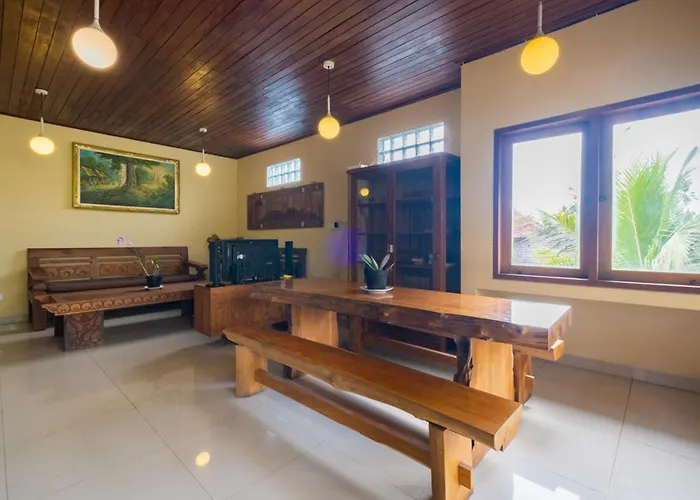 The Point Surfcamp Bali 3* プルカン